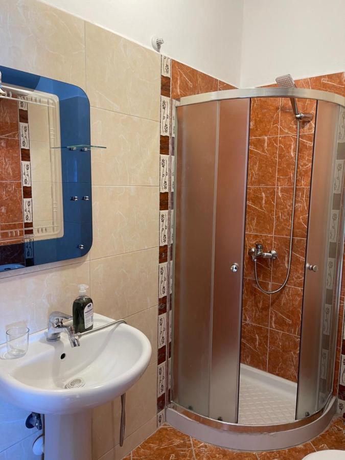 Sina Apartments Sarandë Eksteriør billede